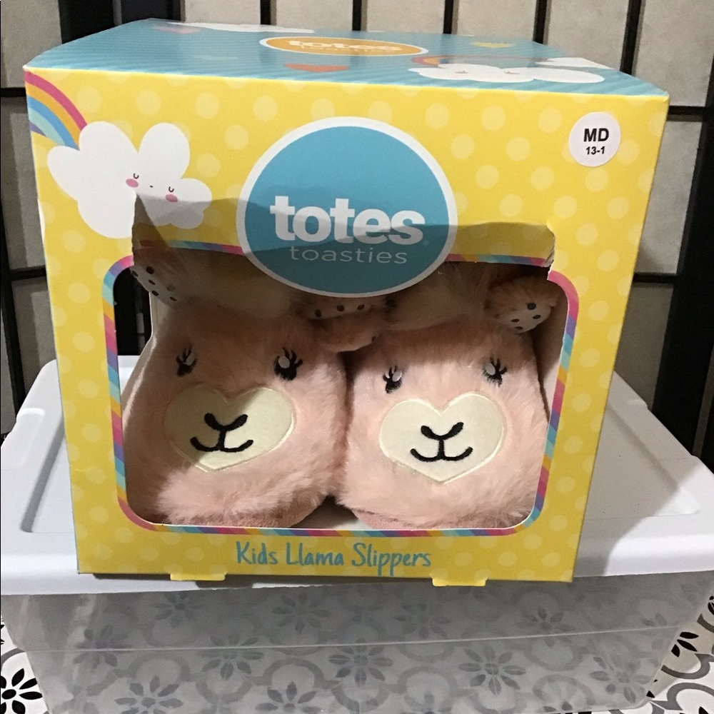 NWT In Box Totes Llama Slippers Kids medium (13-1)